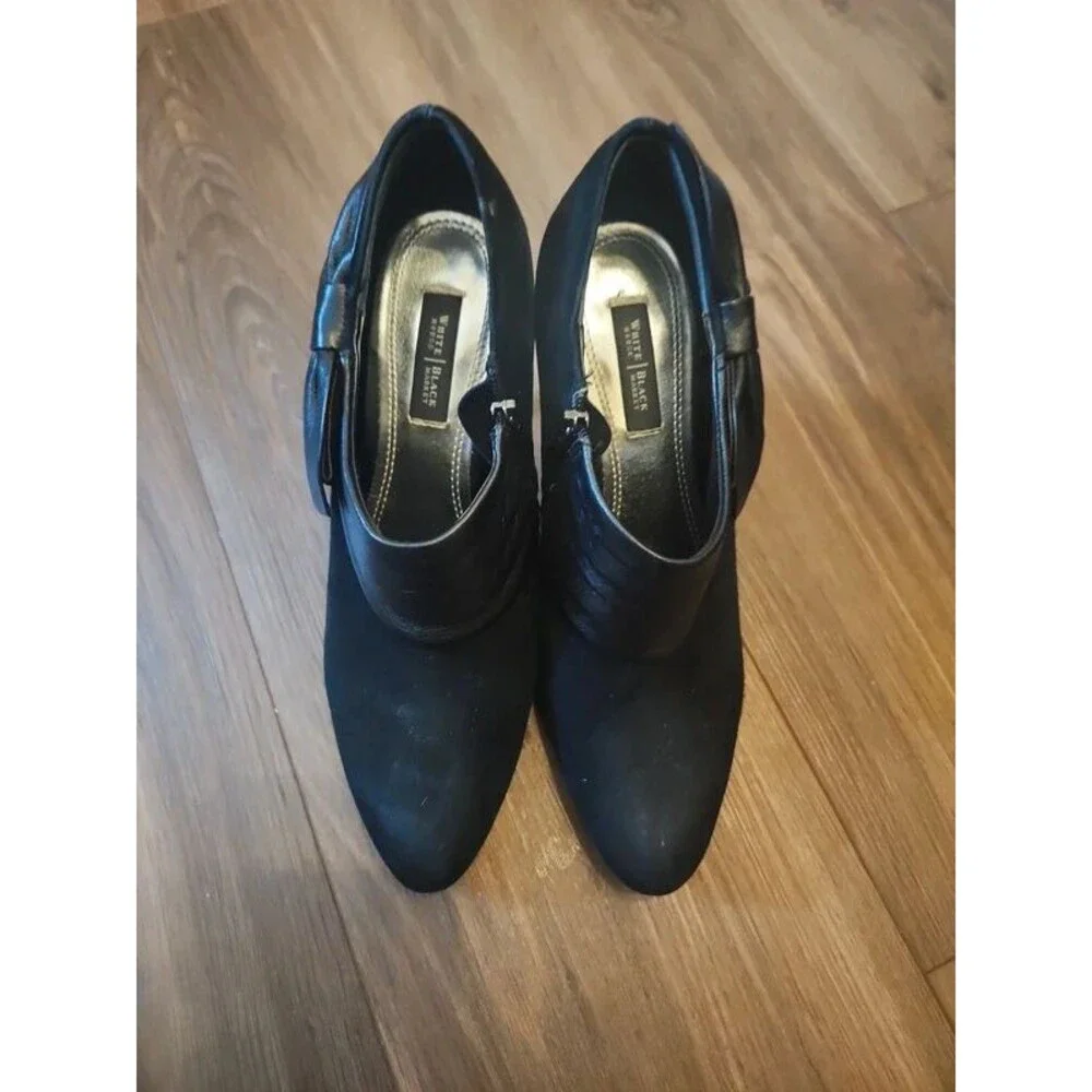 White House Black Market booties stiletto heel